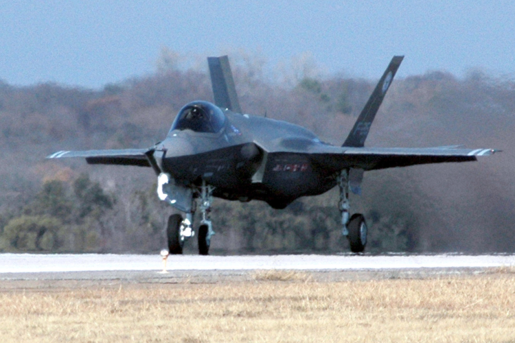 Donald Trump: Törökország visszakerülhet az amerikai F-35-ös programba