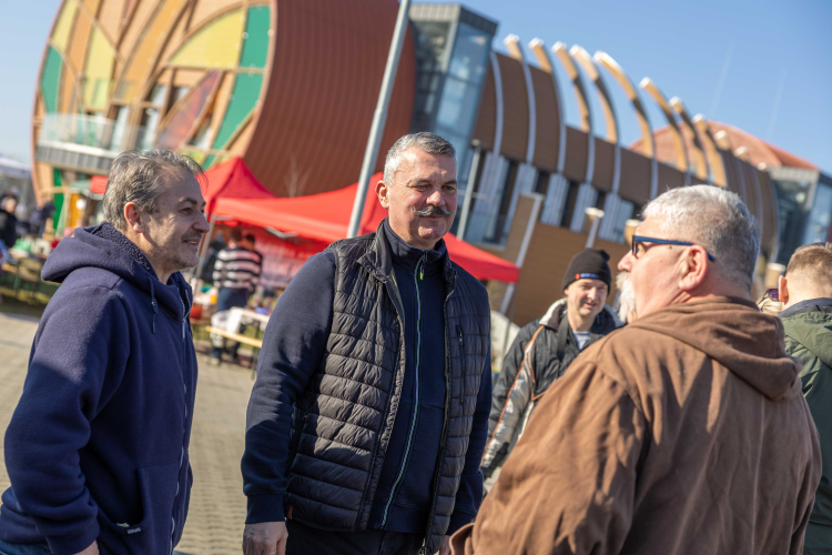 Karcagi Kolbászízesítő és toroskáposzta-főző verseny