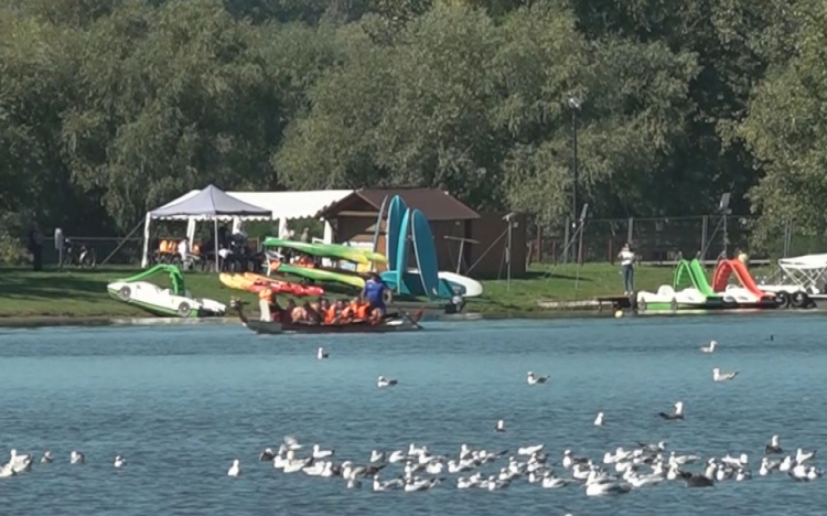 VÍZITURISZTIKAI FEJLESZTÉS A TISZA-TÓNÁL