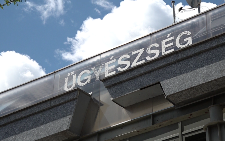 Hamis átutalási megbízással akart pénzhez jutni-most pénzbüntetés várhat rá