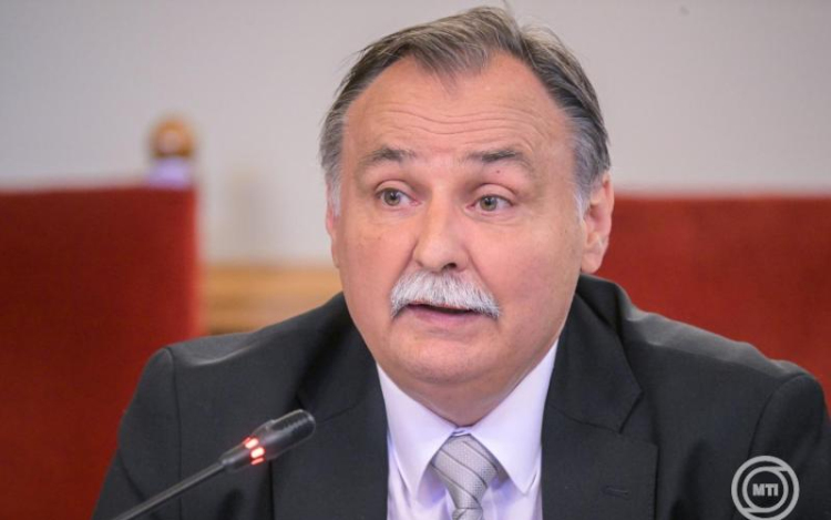 OGY - Gajdos László: a szennyező cégek Európa legnagyobb bírságára számíthatnak