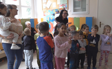 SZÜRETI MULATSÁG A TÁNCSICS KÖRÚTI OVIBAN