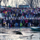 Rekordszámú fürdőző vett részt az idei Tisza-tavi Jeges Fürdésen!