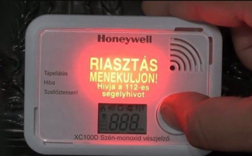 Egy háromtagú szolnoki család életét mentette meg az érzékelő
