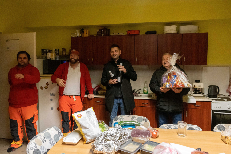 Köszönetnyílvánítás a rendvédelmi szerveknek