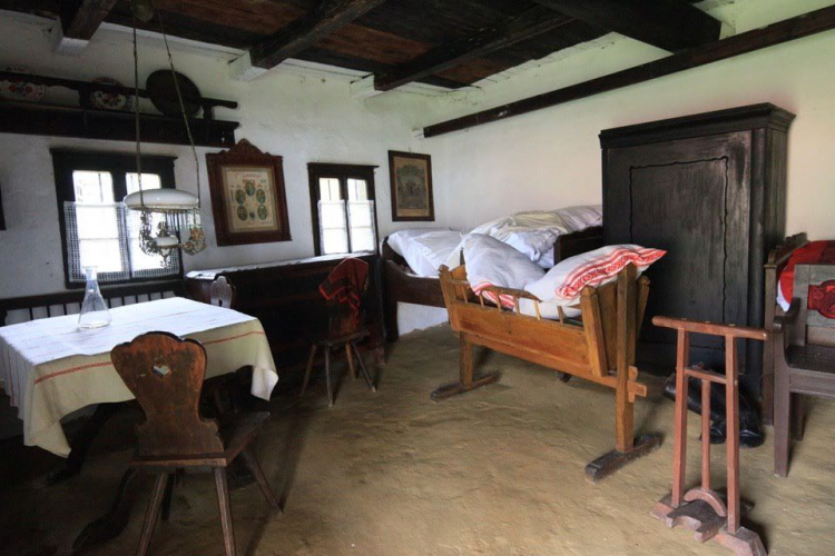 Pajtalátogatásokkal és fényinstallációkkal mutatják be a csűrök és pajták világát az Őrségben