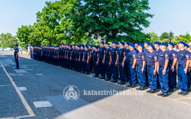  Két új tűzoltó kezdi meg szolgálatát vármegyénkben