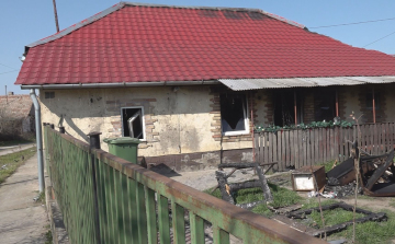 MINDEN A TŰZ MARTALÉKÁVÁ VÁLT A CIBAKHÁZI CSALÁD HÁZÁBAN