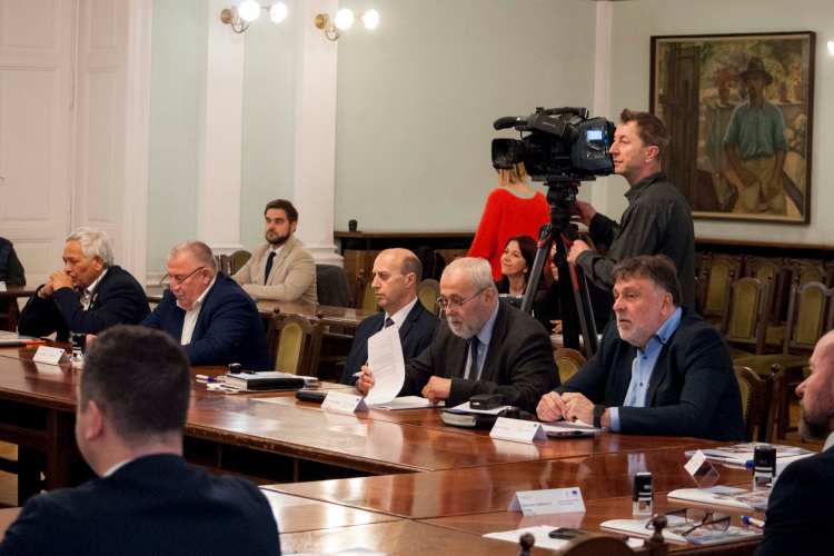 MEGALAKULT A VÁRMEGYEI FOGLALKOZTATÁSI PAKTUM