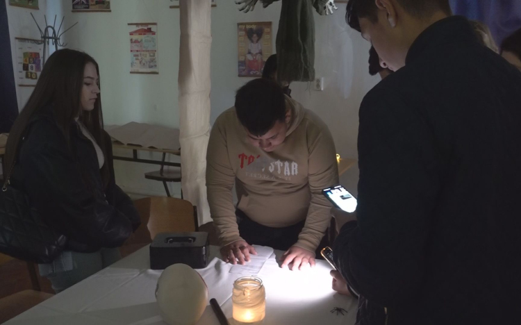 SZABADULÓSZOBA A SZENTANNAI NYÍLT NAPJÁN