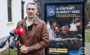 Lázár János: Magyarországon a közlekedés mindenki számára legyen alapjog