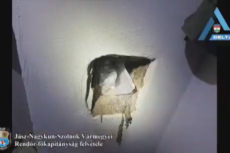 MEZŐTÚRON ÁRULTA A DROGOT-ELKAPTÁK