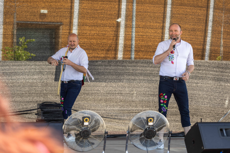 Családi nap és traktoros ügyességi verseny