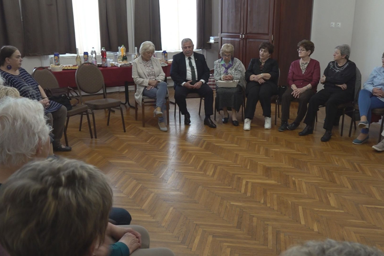 ÖSSZEJÖVETELT TARTOTT A PEDAGÓGUS NYUGDÍJAS KLUB
