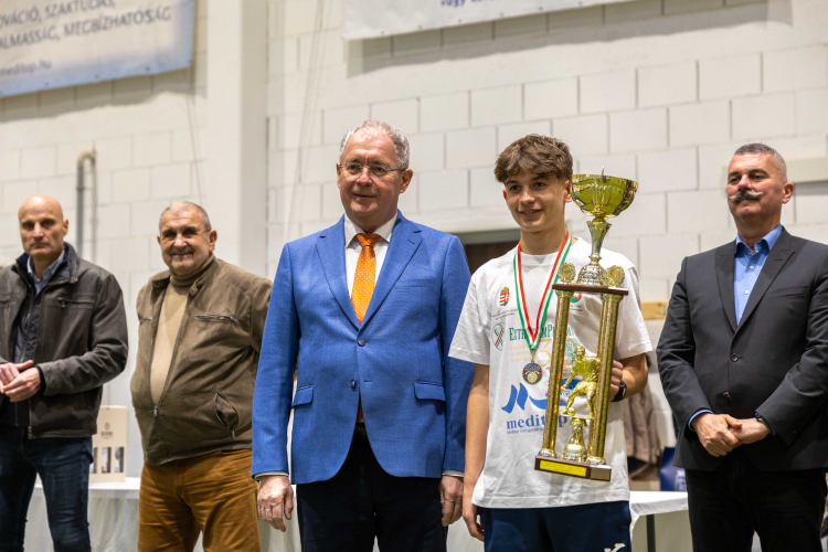 Kárpát Kupa labdarúgótorna