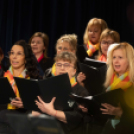 Az első adventi gyertya meggyújtása