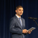 A második adventi gyertya meggyújtása