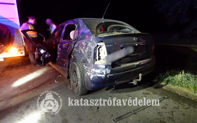 Lakókocsival ütközött egy autó Berekfürdőnél