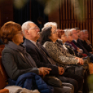 Az első adventi gyertya meggyújtása