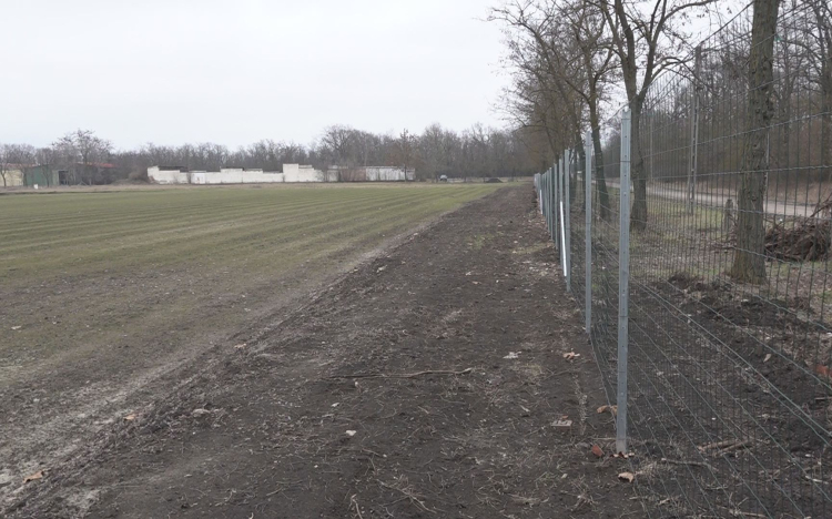 ÚJ FUTÓPÁLYA ÉPÜL