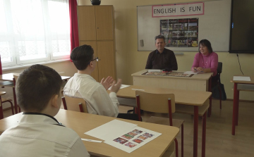 „ENGLISH IS FUN”