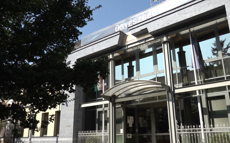 KIFOSZTOTTA RÉSZEG ÁLDOZATÁT