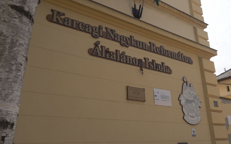 GAZDAG PROGRAMKÍNÁLAT A REFORMÁTUS OKTATÁSI INTÉZMÉNYEKBEN
