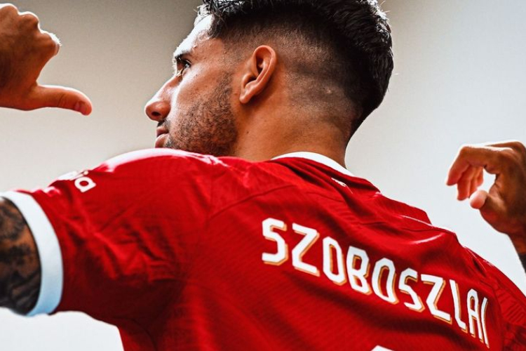 Szoboszlai gólpasszt adott, simán nyert a Liverpool az Old Traffordon