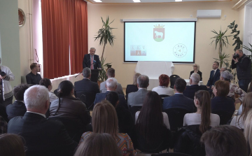 VÁROSUNK ELNYERTE A MAGYARORSZÁG KKV FŐVÁROSA 2026-2027 CÍMET