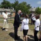 Koszorúk az emlékhelyen