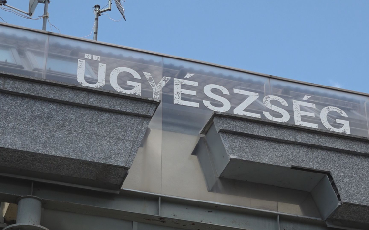 SZOLNOKI DROGDÍLER KERÜLT LETARTÓZTATÁSBA