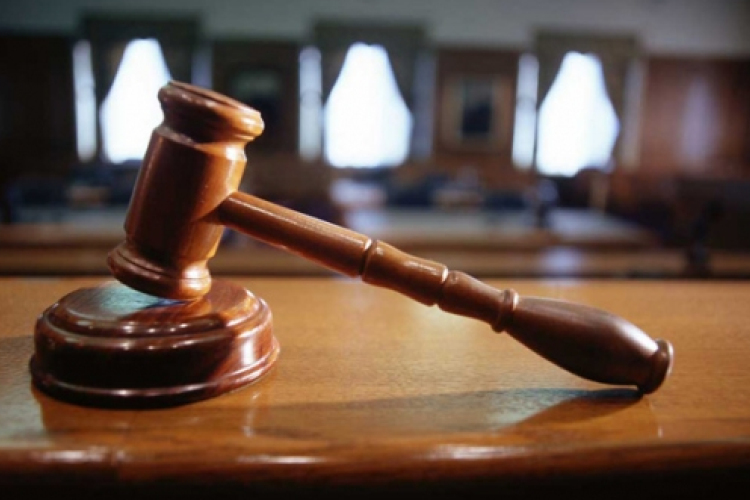 Elkezdődött a kislányát kis híján halálra forrázó kiskunmajsai férfi tárgyalása