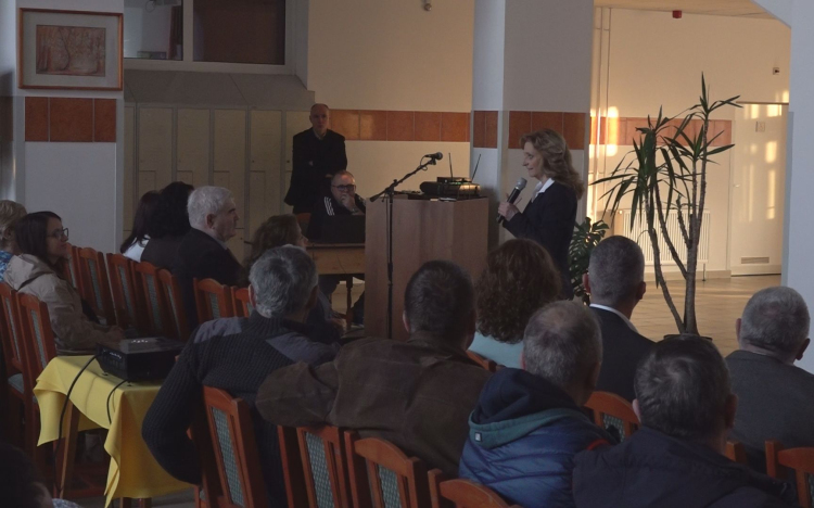 ŰRKUTATÁSSAL ISMERKEDHETTEK A DIÁKOK