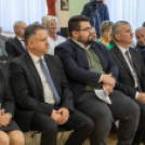 Mandátum átadás