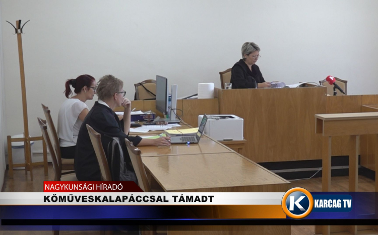 KŐMŰVESKALAPÁCCSAL TÁMADT