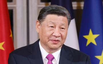Hszi Csin-ping: elengedhetetlen a párbeszéd erősítése Kína és az Egyesült Királyság között