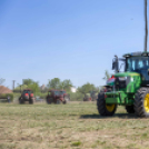 Családi nap és traktoros ügyességi verseny