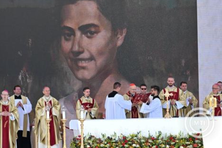 Boldoggá avatták Bódi Mária Magdolna vértanút Veszprémben