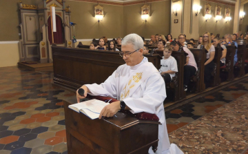 NYITOTT TEMPLOMOK NAPJA