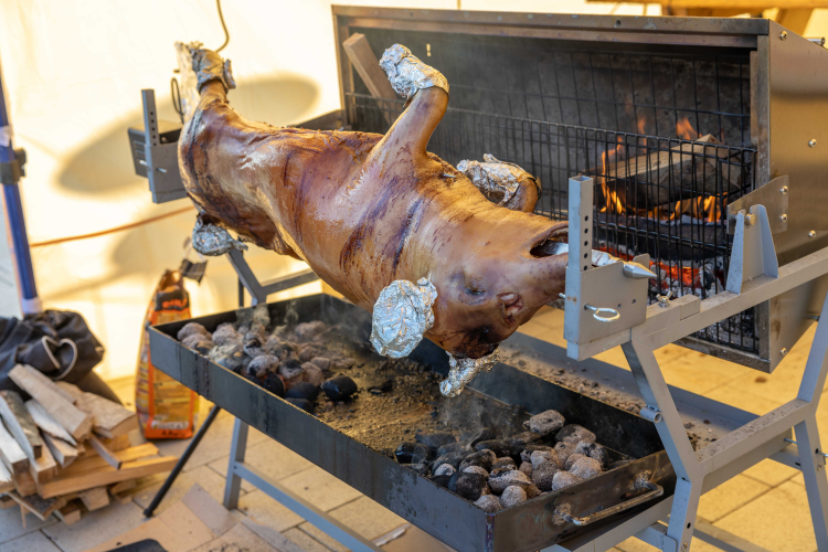 Karcagi Kolbászízesítő és toroskáposzta-főző verseny