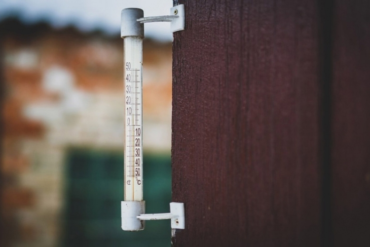 Kékestetőn havazik; a jövő héten akár 20 fok is lehet