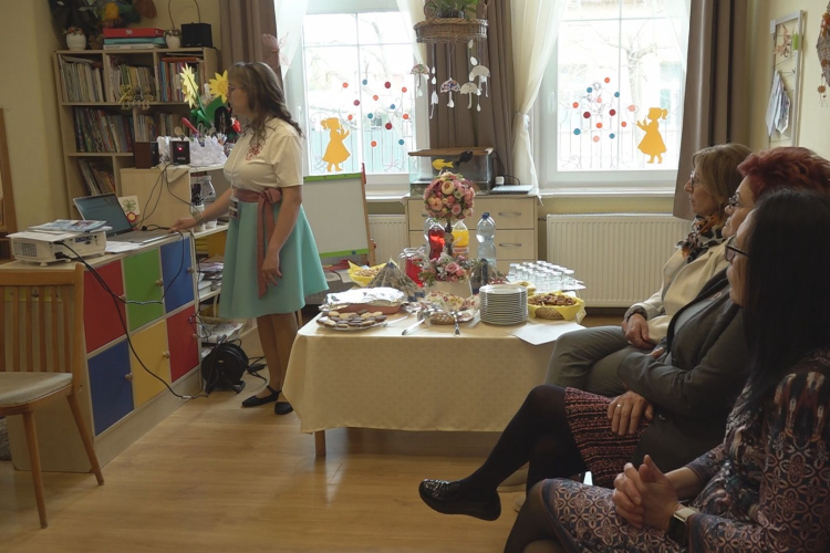 „NAGYKUNSÁGI ÓVODAI KINCSEK NYOMÁBAN”