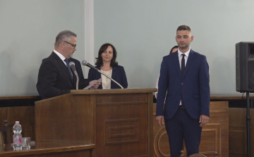 ÚJ ELNÖK A VÁRMEGYEI KÖZGYŰLÉS ÉLÉN