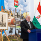 A Magyar Nemzeti Bank kortárs műgyűjteményéből érkeztek képek Karcagra