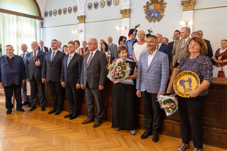 JÁSZ-NAGYKUN-SZOLNOK VÁRMEGYEI ÖNKORMÁNYZAT ÜNNEPI MEGEMLÉKEZÉSE