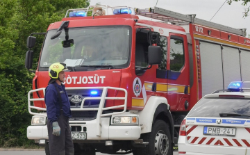 ÜGYELJÜNK AZ ELEKTROMOS HÁLÓZATRA