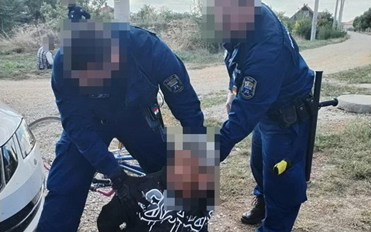 DÍLERT FOGTAK JÁSZLADÁNYON