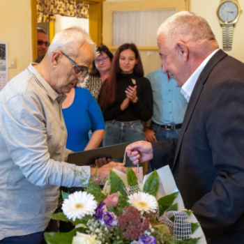 90. születésnapján köszöntötték Barta Sándort