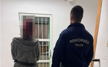 KUNMADARASI DÍLEREK LAKAT ALATT