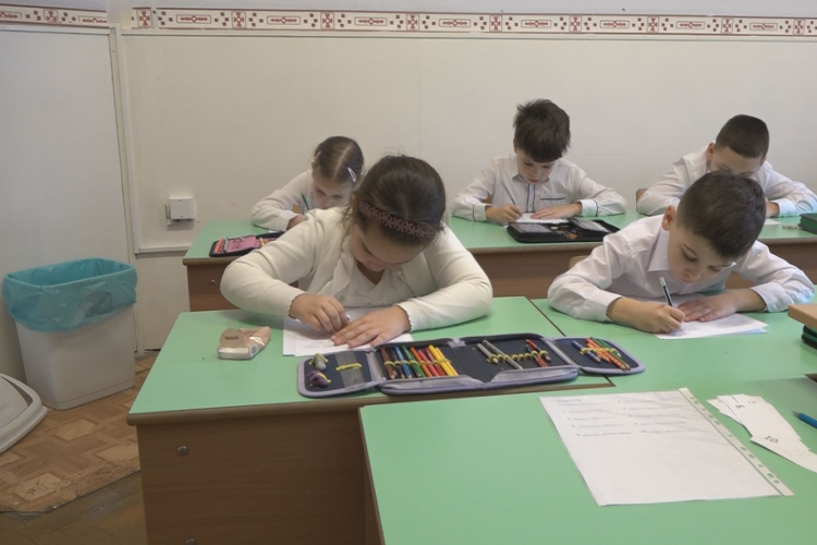 BETŰVETŐ SZÉPÍRÓVERSENY